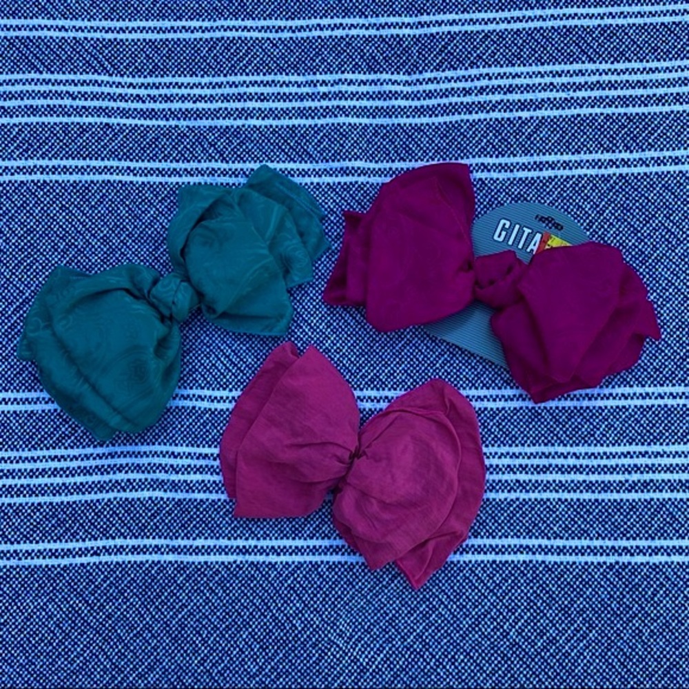 Vintage 80s 3 piece hair bow clips